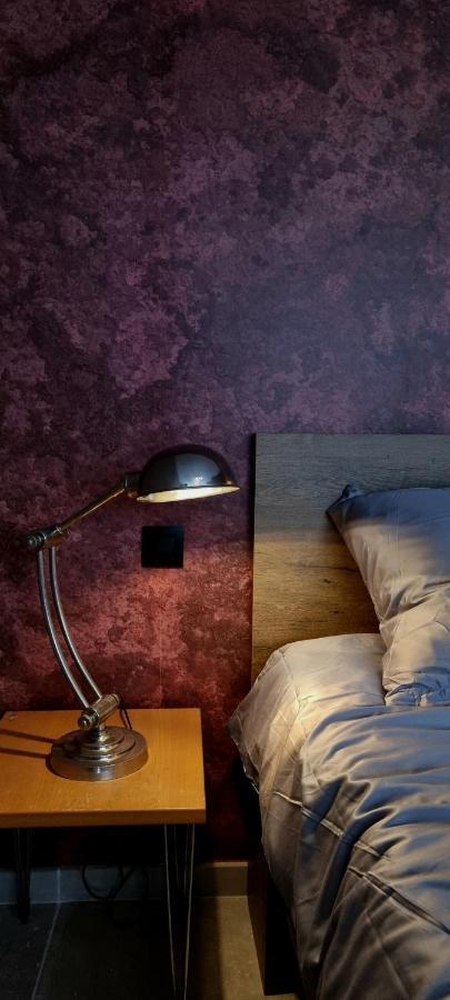 Logies La Chevre Folle - Lodging & Cooking In Style With Shared Kitchen Ostend Exterior photo